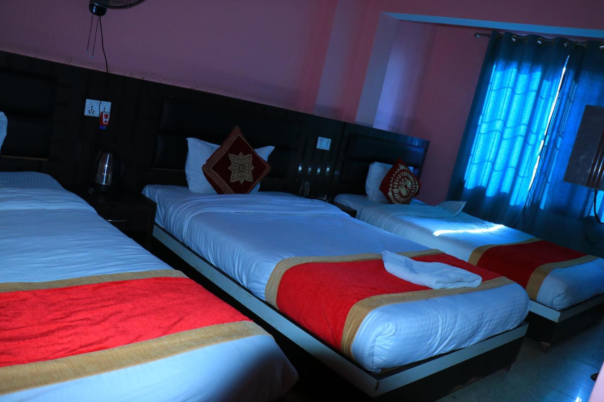 Hotel Megha Heritage Surkhet Zewnętrze zdjęcie